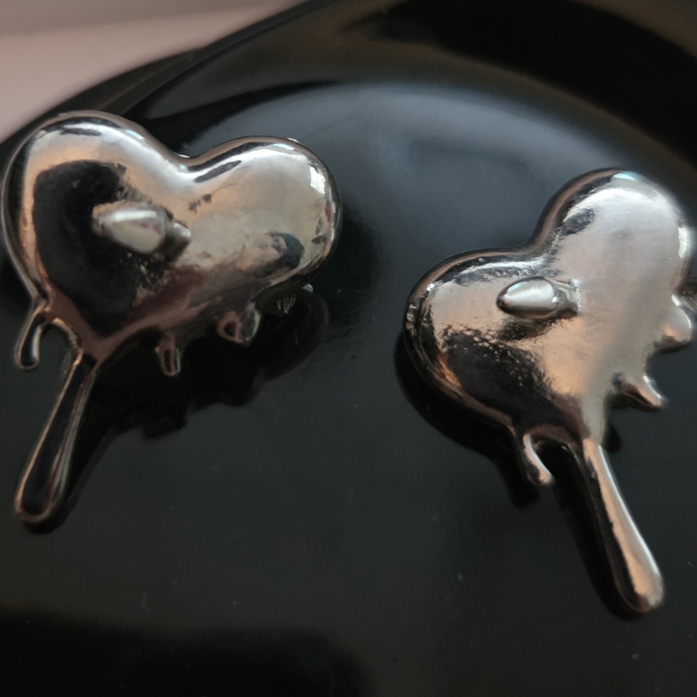 Silver Dripping Heart Liquid Earrings